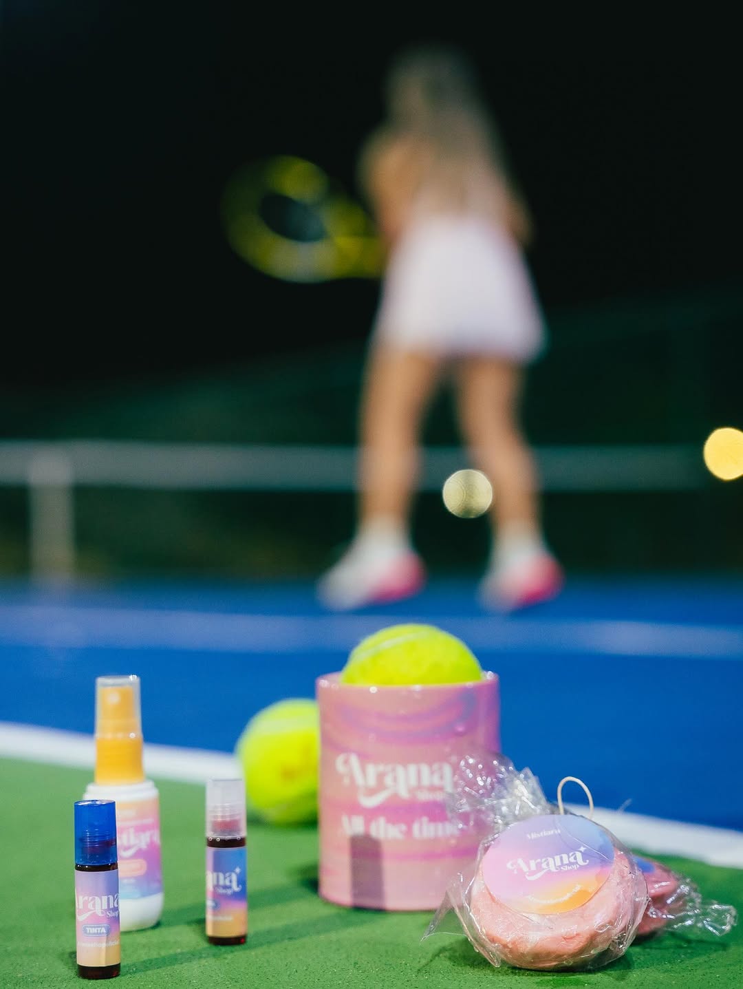 Kit Arana: Jabón Aclarante, Anti Acne + Serum con Vitamina C, Ácido Hialurónico y Colágeno + Tinta Labial Roja